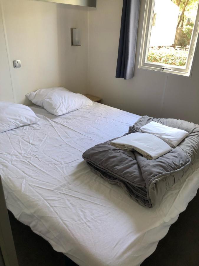 Camping 5* - Biscarosse Lac - Mobilhome 2 Chambres - 4 Personnes Biscarrosse Bagian luar foto