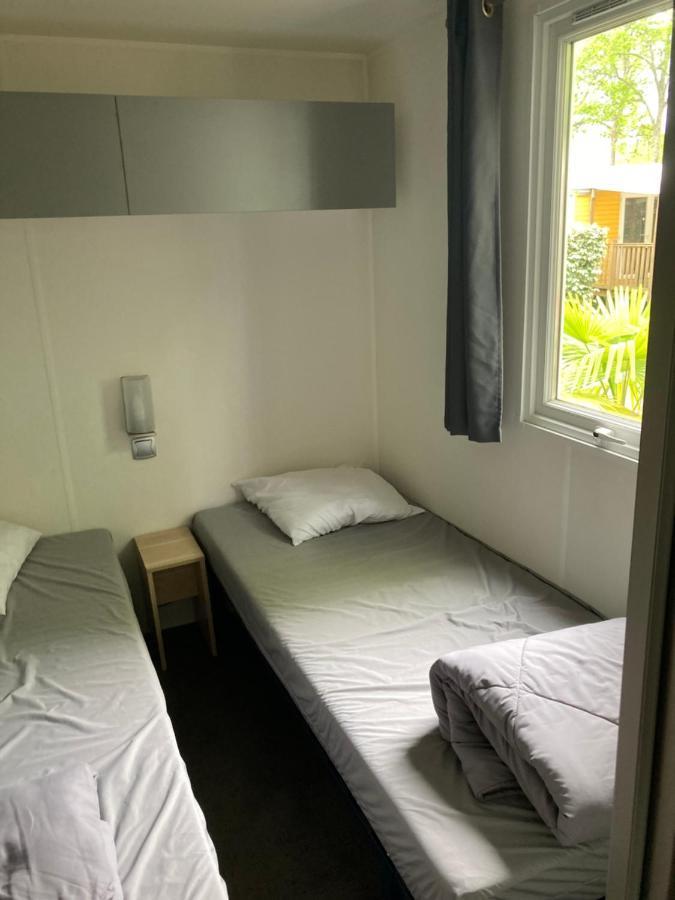 Camping 5* - Biscarosse Lac - Mobilhome 2 Chambres - 4 Personnes Biscarrosse Bagian luar foto